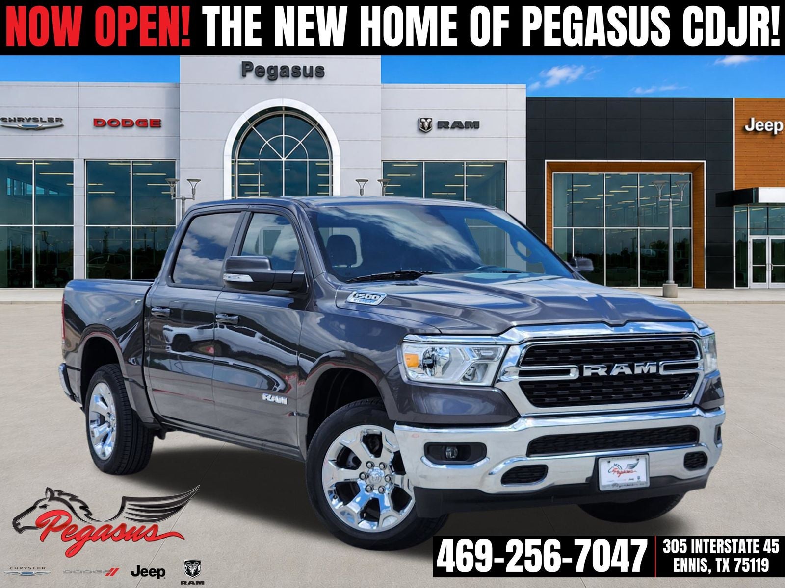 2022 RAM Ram 1500 Big Horn Crew Cab 4x4 5'7' Box in Granite Crystal Metallic Clearcoat — front three-quarter view