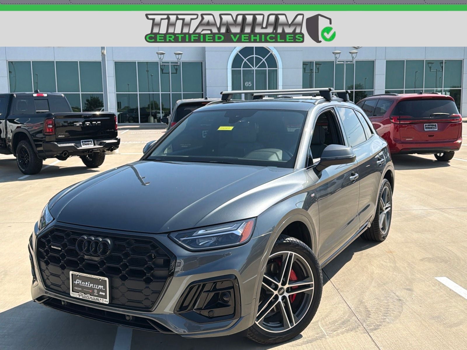 2025 Audi Q5 Premium Plus 55 TFSI e S line quattro S tronic in Daytona Gray Pearl — front three-quarter view