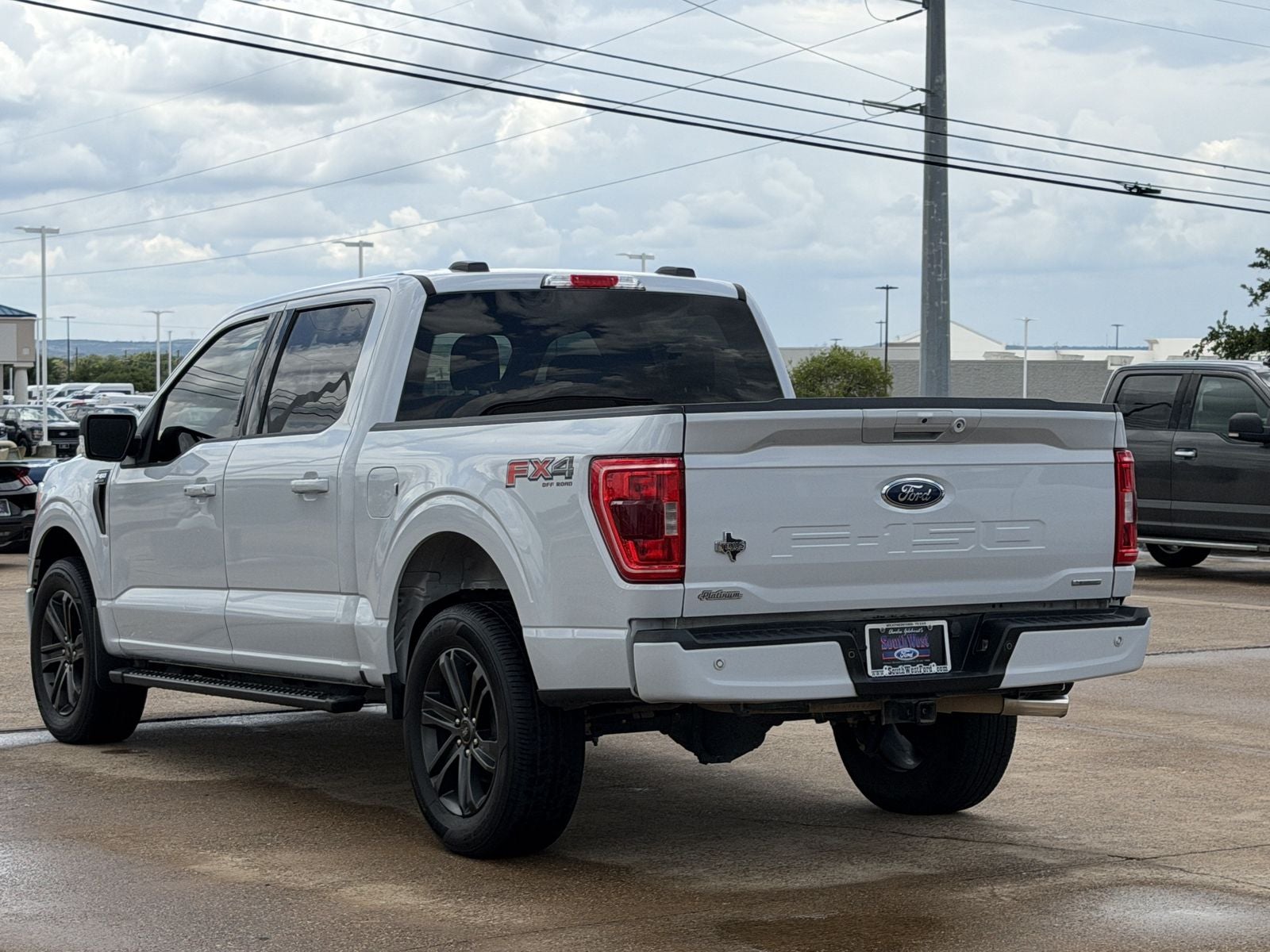 2022 Ford F-150 — detail view