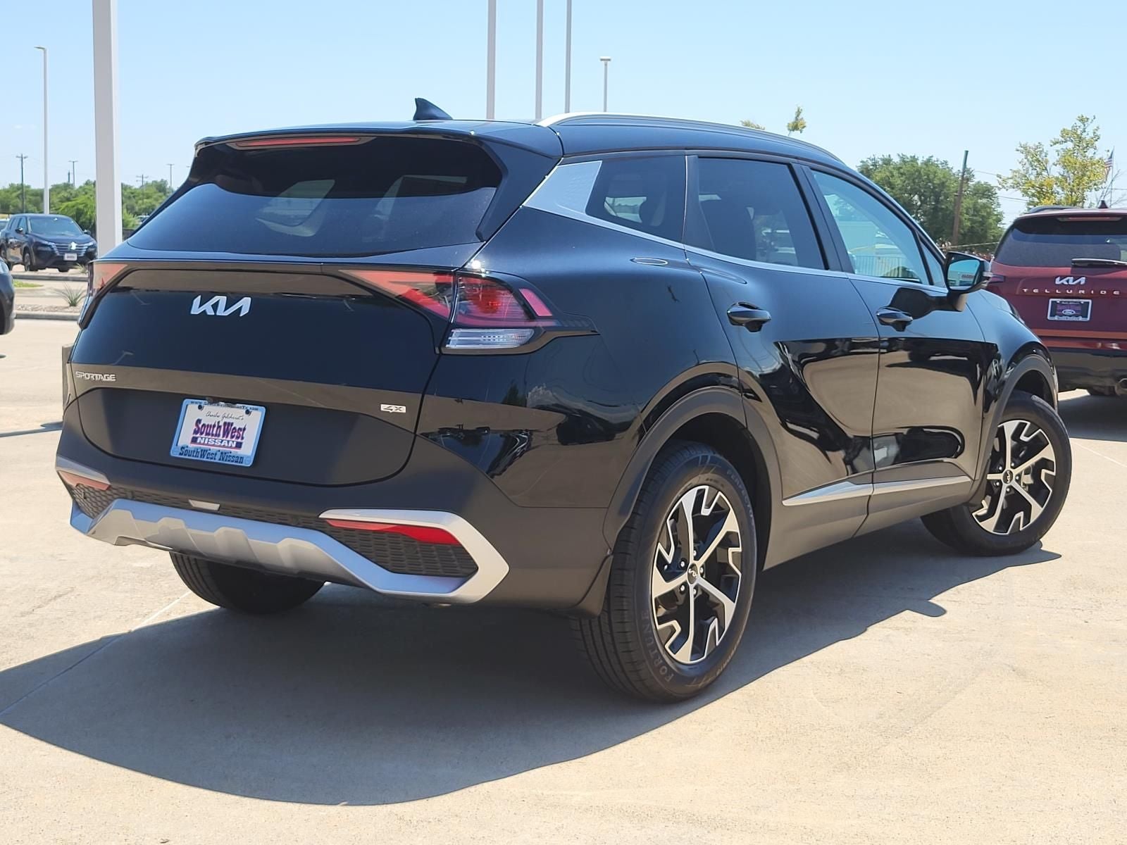 2023 Kia Sportage — detail view