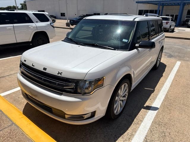 2018 Ford Flex — rear three-quarter view