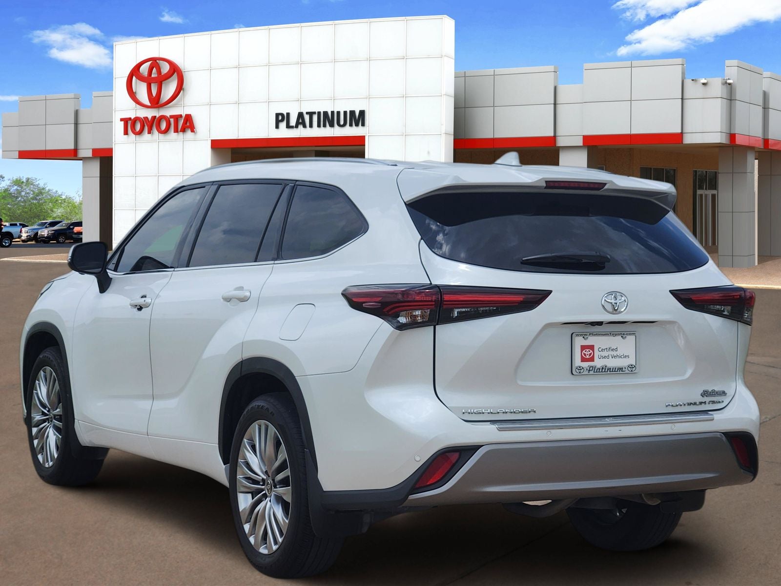 2025 Toyota Highlander — detail view