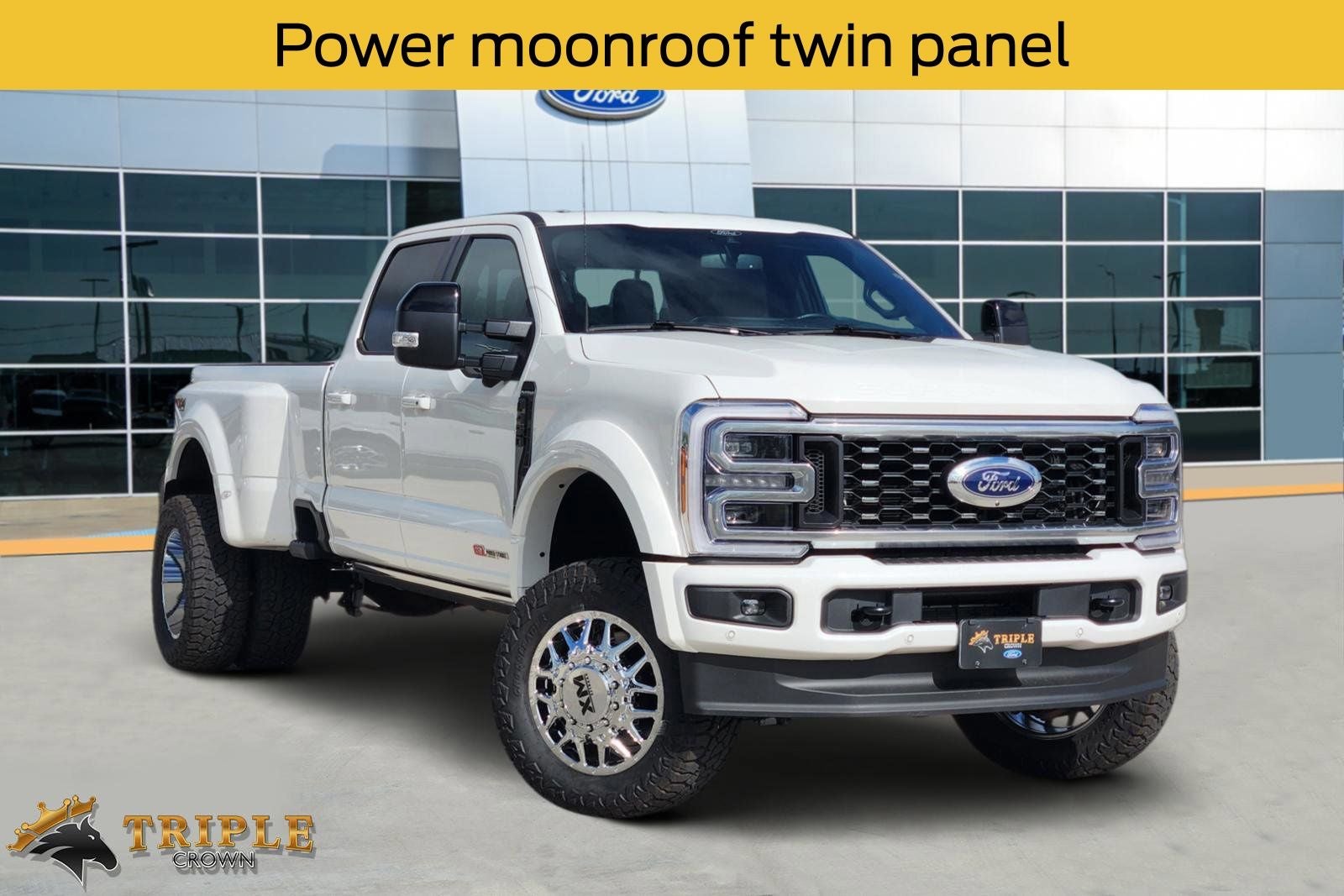 2025 Ford F-450SD Platinum DRW in White Metallic — front three-quarter view
