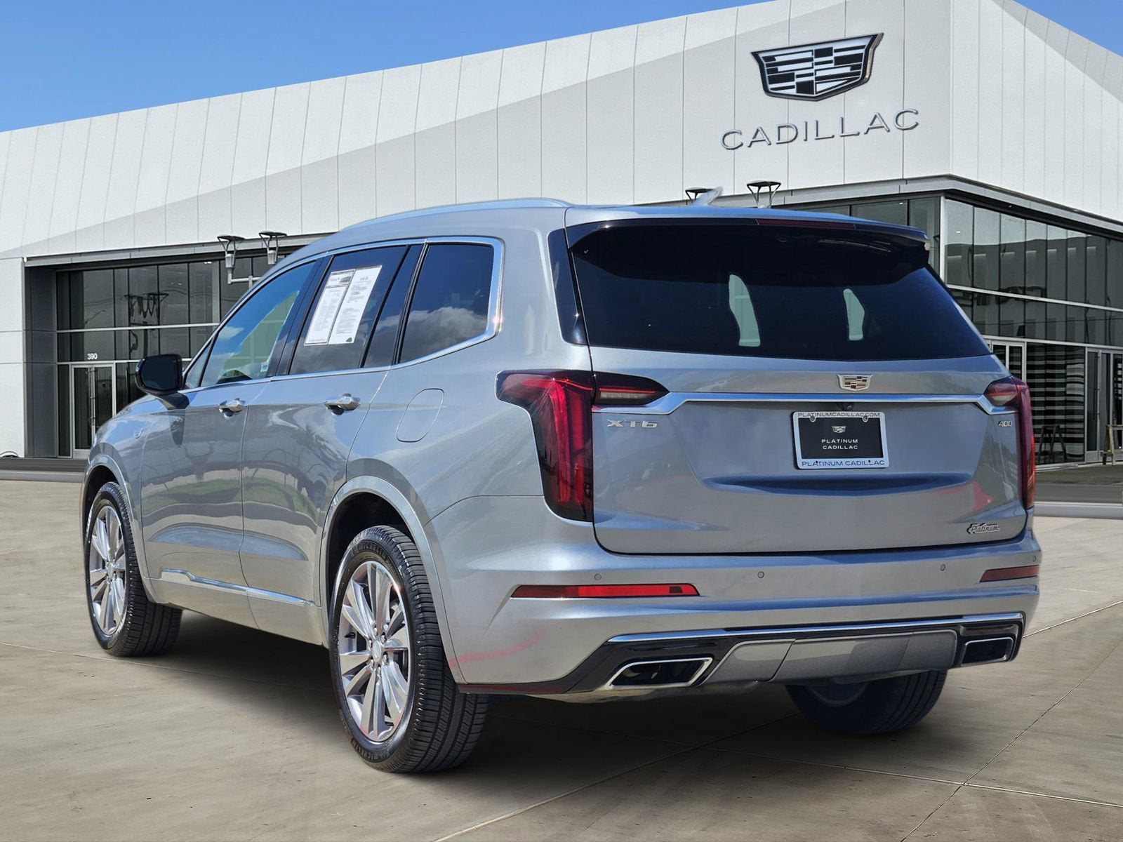 2025 Cadillac XT6 — interior view