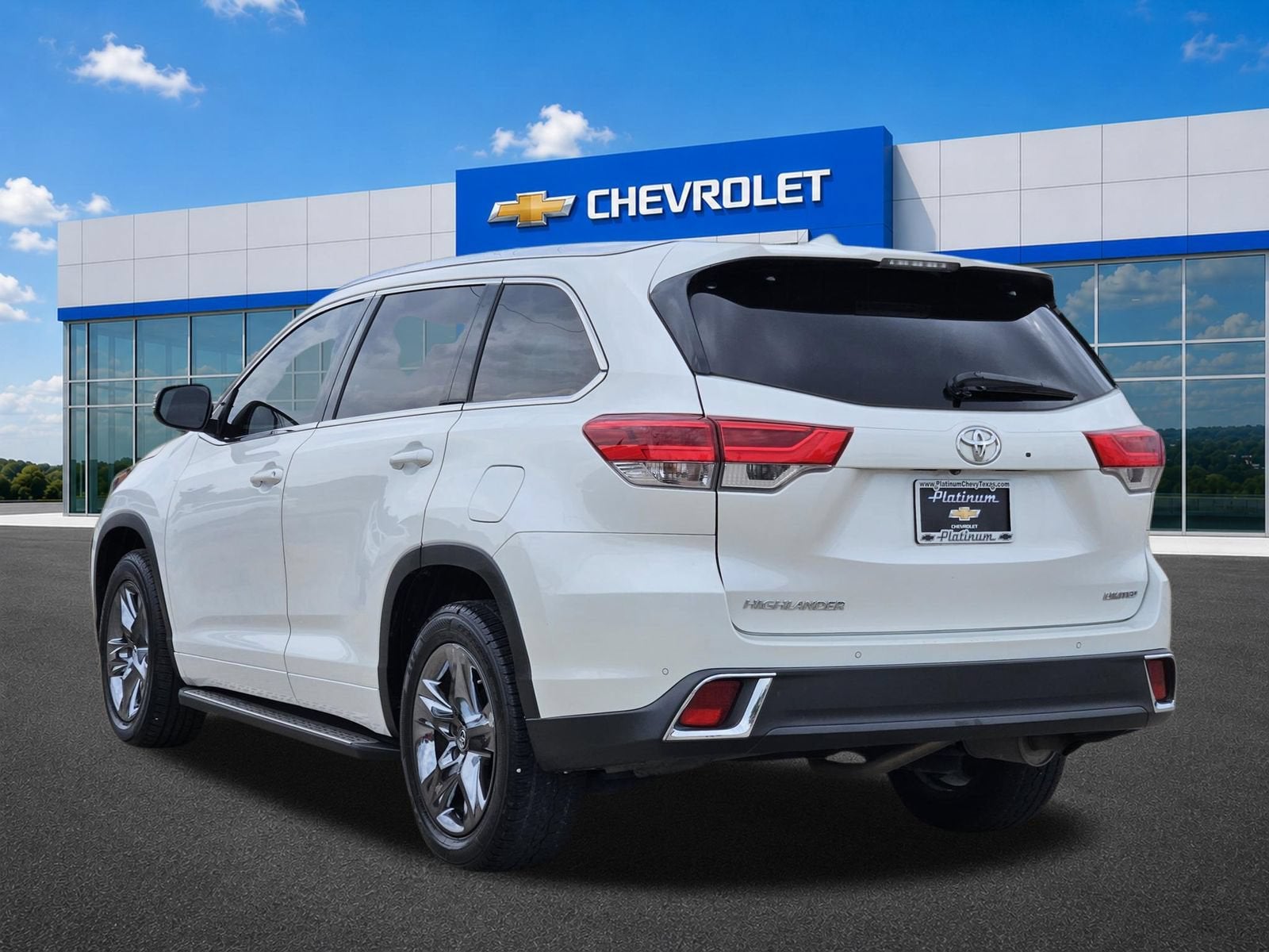 2019 Toyota Highlander — interior view