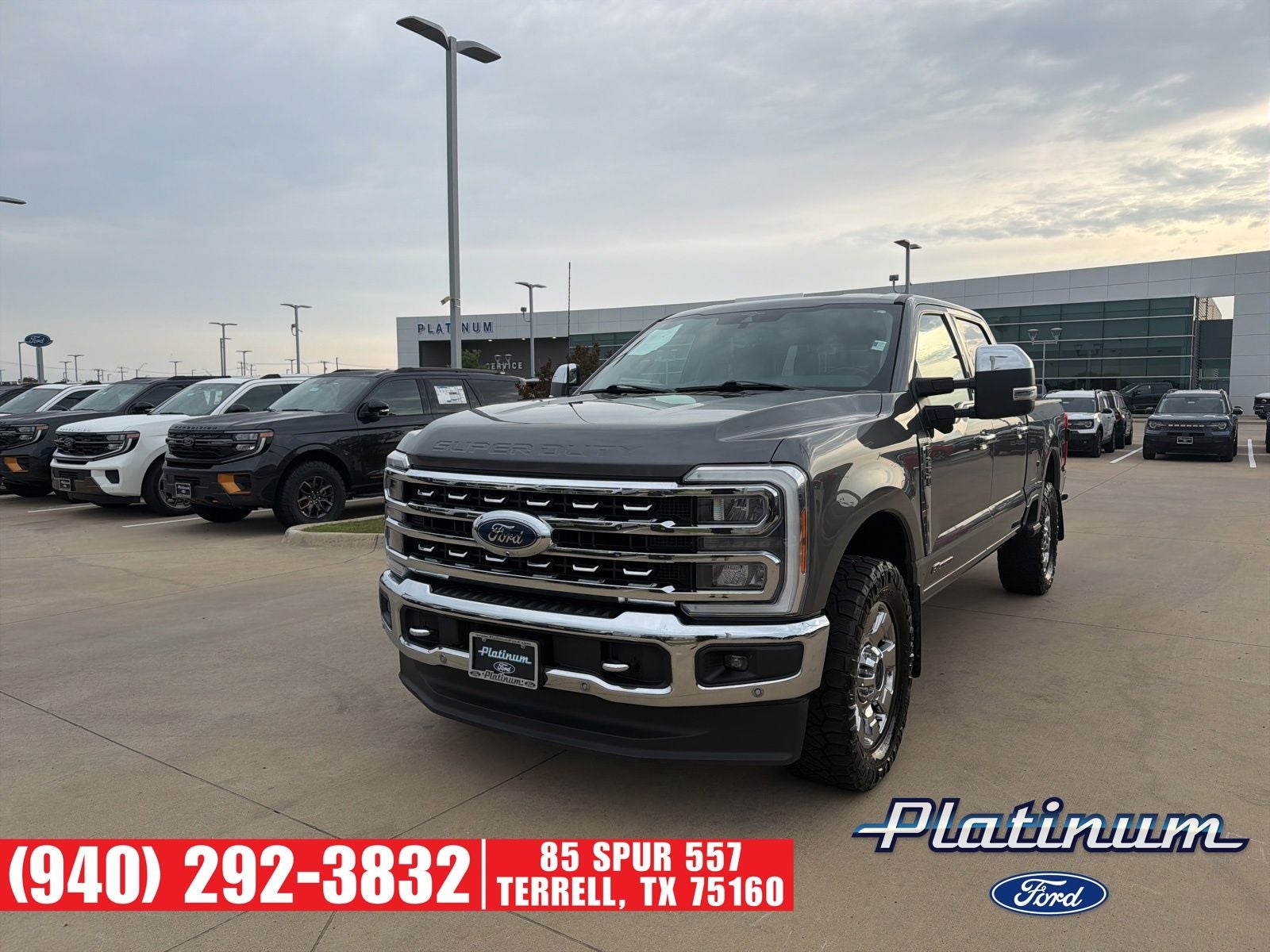 2023 Ford F-250SD Lariat in Carbonized Gray Metallic — front three-quarter view